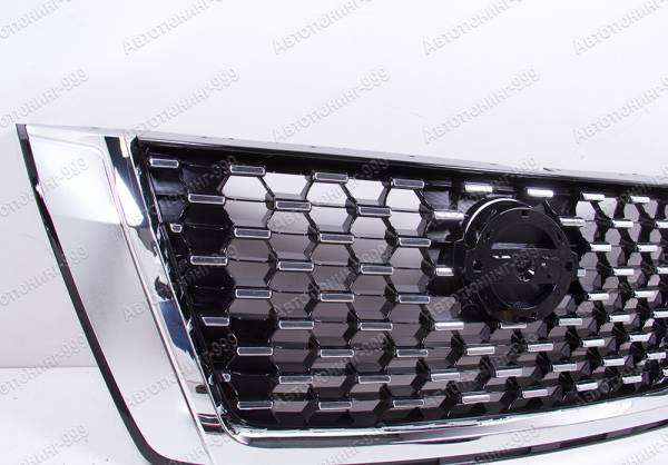 ������� ��������� � ����� 70th Anniversary Edition Nissan Patrol 